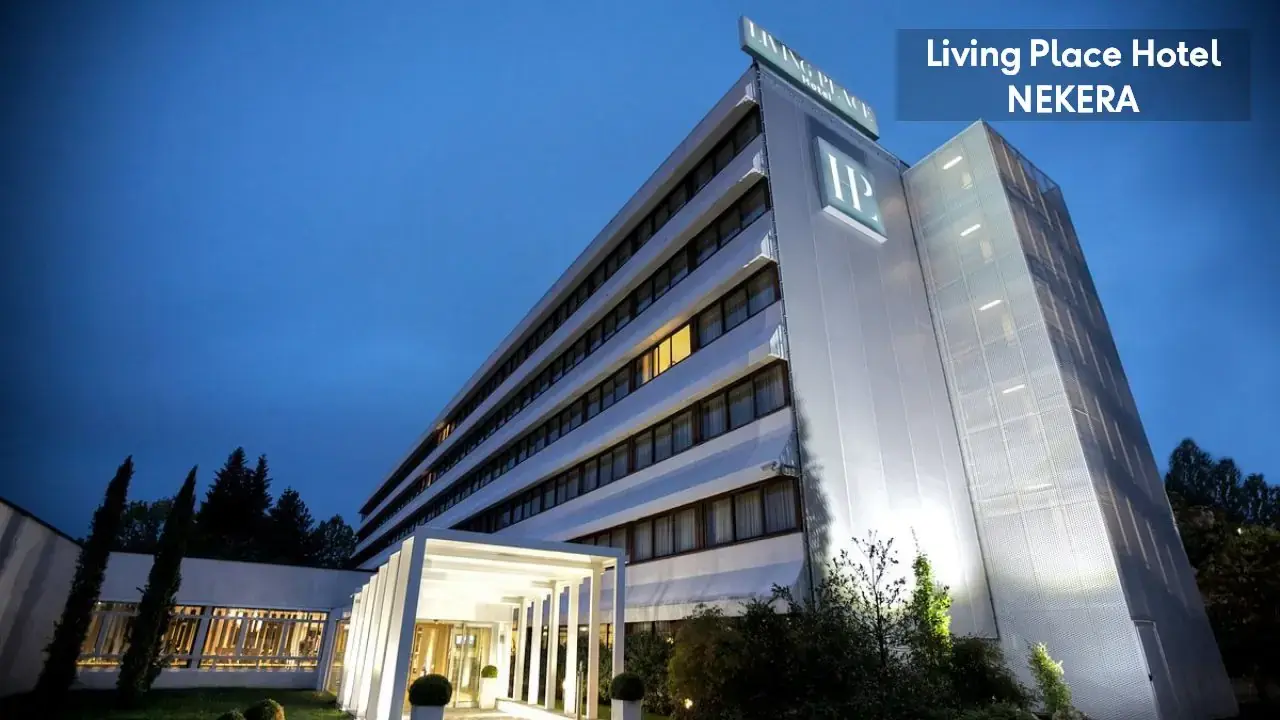 Living Place Hotel