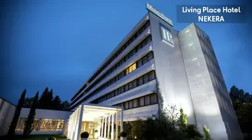 Living Place Hotel