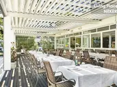 Living Place Hotel