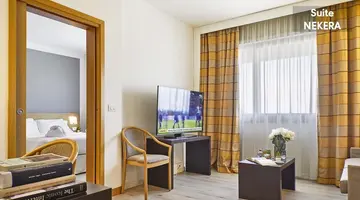 Living Place Hotel