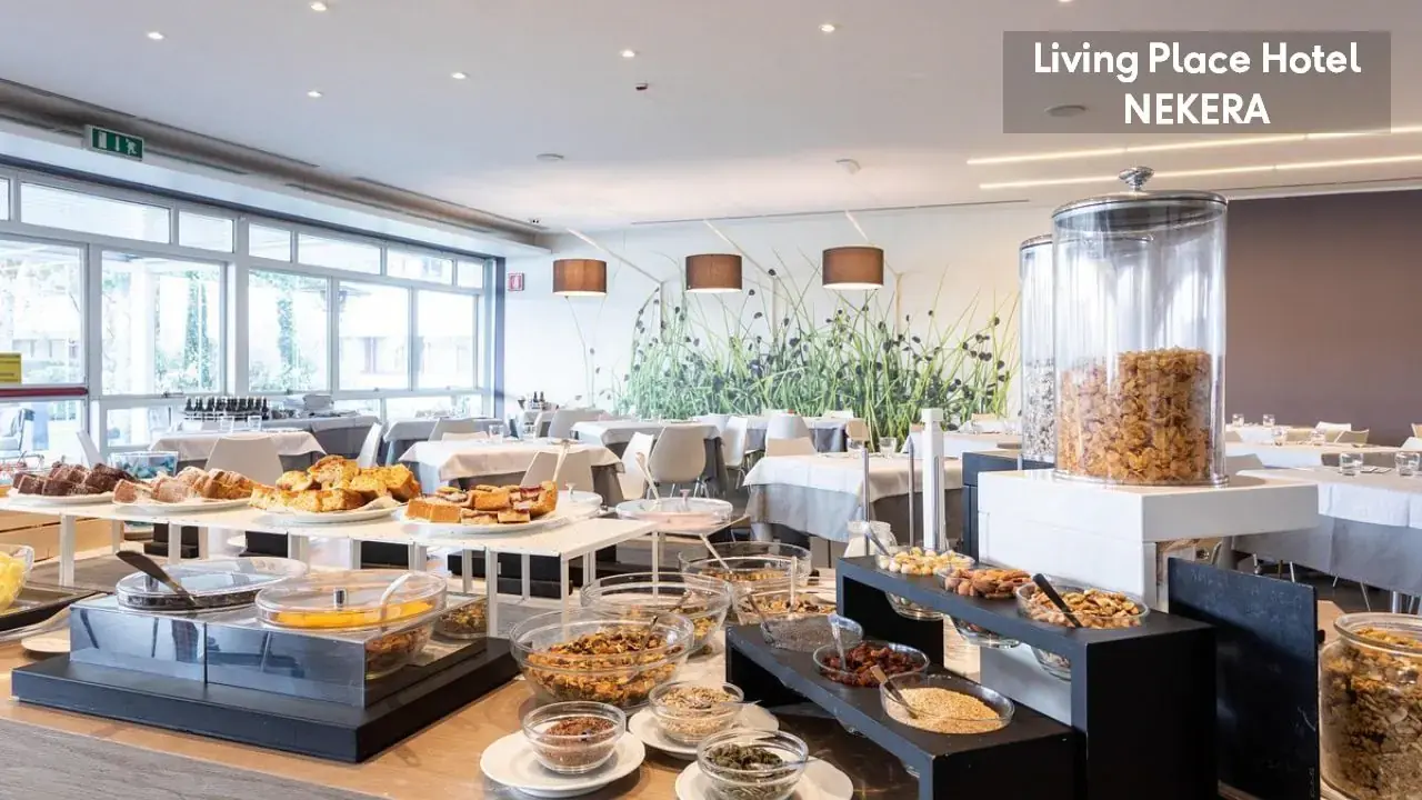 Living Place Hotel