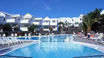 LIVVO Apartments Morromar