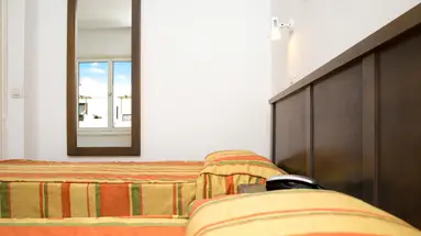 LIVVO Apartments Oasis