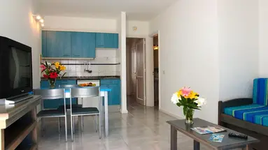 LIVVO Apartments Oasis