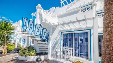 LIVVO Apartments Oasis