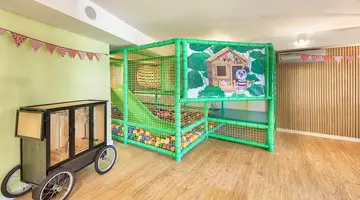 LIVVO Koala Garden