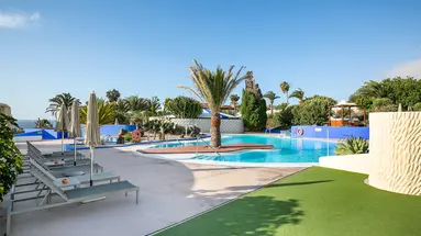 LIVVO RISCO DEL GATO SUITES
