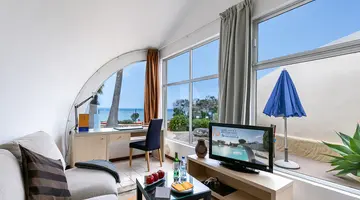 LIVVO RISCO DEL GATO SUITES