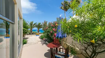 LIVVO RISCO DEL GATO SUITES