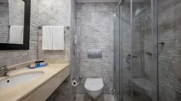 LOCEANICA BEACH RESORT HOTEL