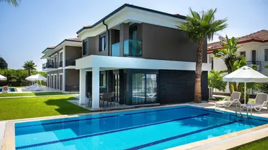 LOCEANICA BEACH RESORT HOTEL