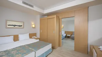 Loceanica Beach Resort Hotel