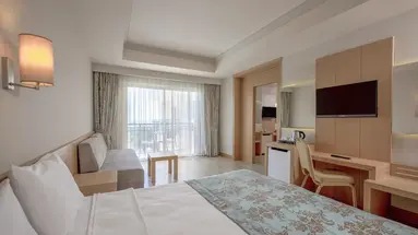 LOCEANICA BEACH RESORT HOTEL