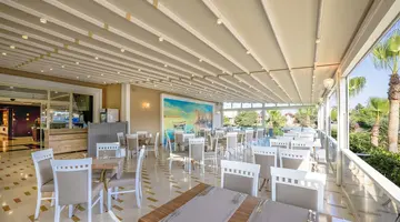 Loceanica Beach Resort Hotel