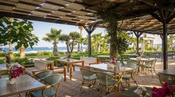 Loceanica Beach Resort
