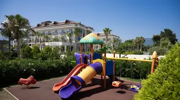 Loceanica Beach Resort