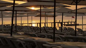 Loceanica Beach Resort