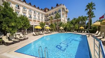 Loceanica Beach Resort