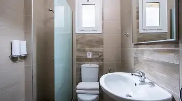 LOFOS APARTMENTS