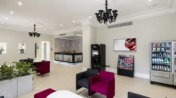 London House Hotel