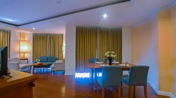 Long Beach Garden Hotel and Pavilions