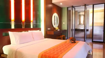 Long Beach Garden Hotel and Pavilions