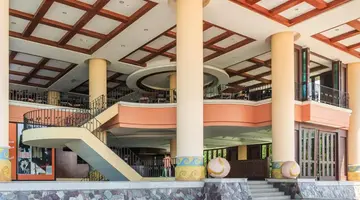 Long Beach Garden Hotel and Pavilions