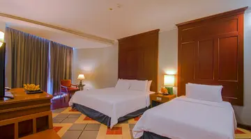 Long Beach Garden Hotel and Pavilions