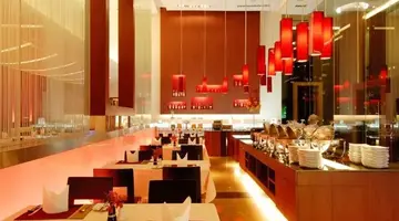 Long Beach Garden Hotel and Pavilions