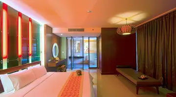 Long Beach Garden Hotel and Pavilions