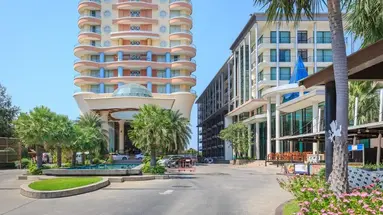 Long Beach Garden Hotel and Pavilions