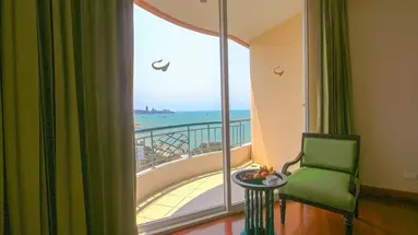 Long Beach Garden Hotel and Pavilions
