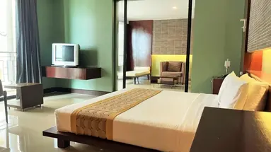 Long Beach Garden Hotel and Pavilions
