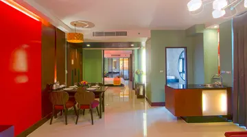 Long Beach Garden Hotel and Pavilions