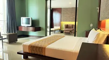 Long Beach Garden Hotel and Pavilions