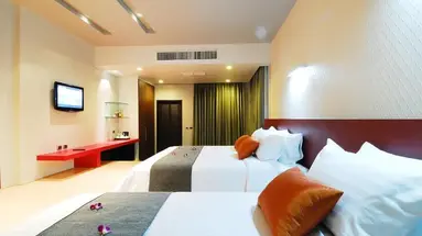 Long Beach Garden Hotel and Pavilions
