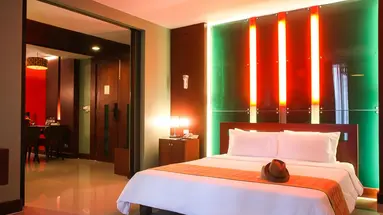 Long Beach Garden Hotel and Pavilions