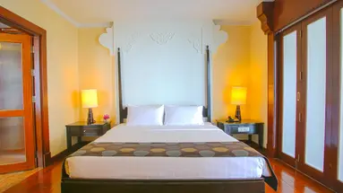 Long Beach Garden Hotel and Pavilions