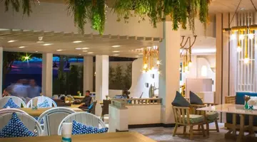 LONG BEACH GARDEN HOTEL & SPA