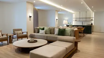 LONG BEACH GARDEN HOTEL & SPA