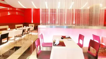 LONG BEACH GARDEN HOTEL & SPA