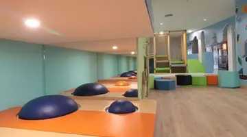 LONG BEACH GARDEN HOTEL & SPA