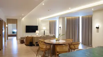 LONG BEACH GARDEN HOTEL & SPA