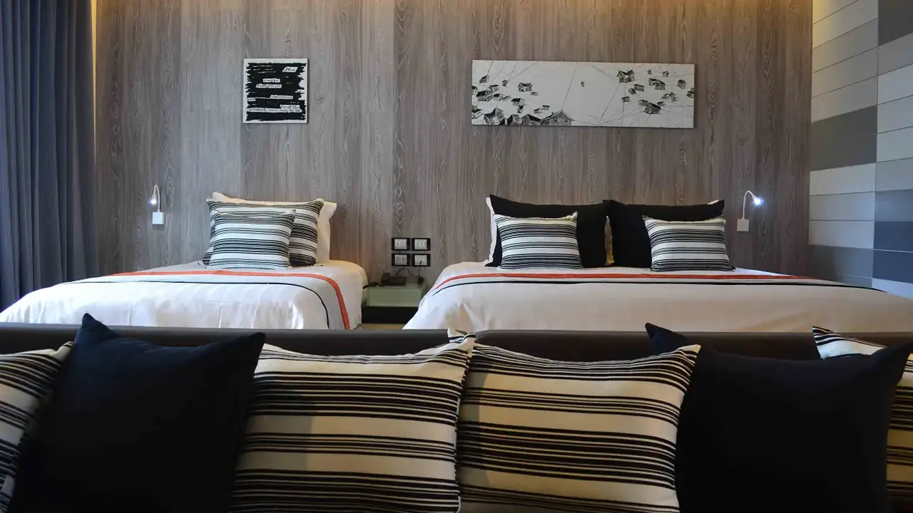 LONG BEACH GARDEN HOTEL & SPA
