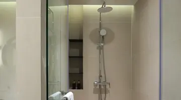 LONG BEACH GARDEN HOTEL & SPA