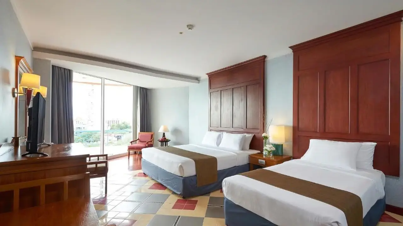 Long Beach Garden Hotel & Spa