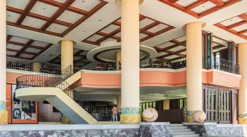Long Beach Garden Hotel