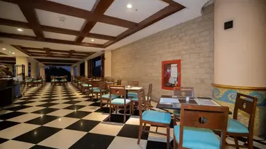 Long Beach Garden Hotel