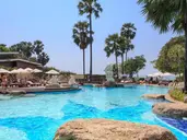 Long Beach Garden Hotel