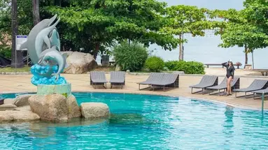 Long Beach Garden Hotel